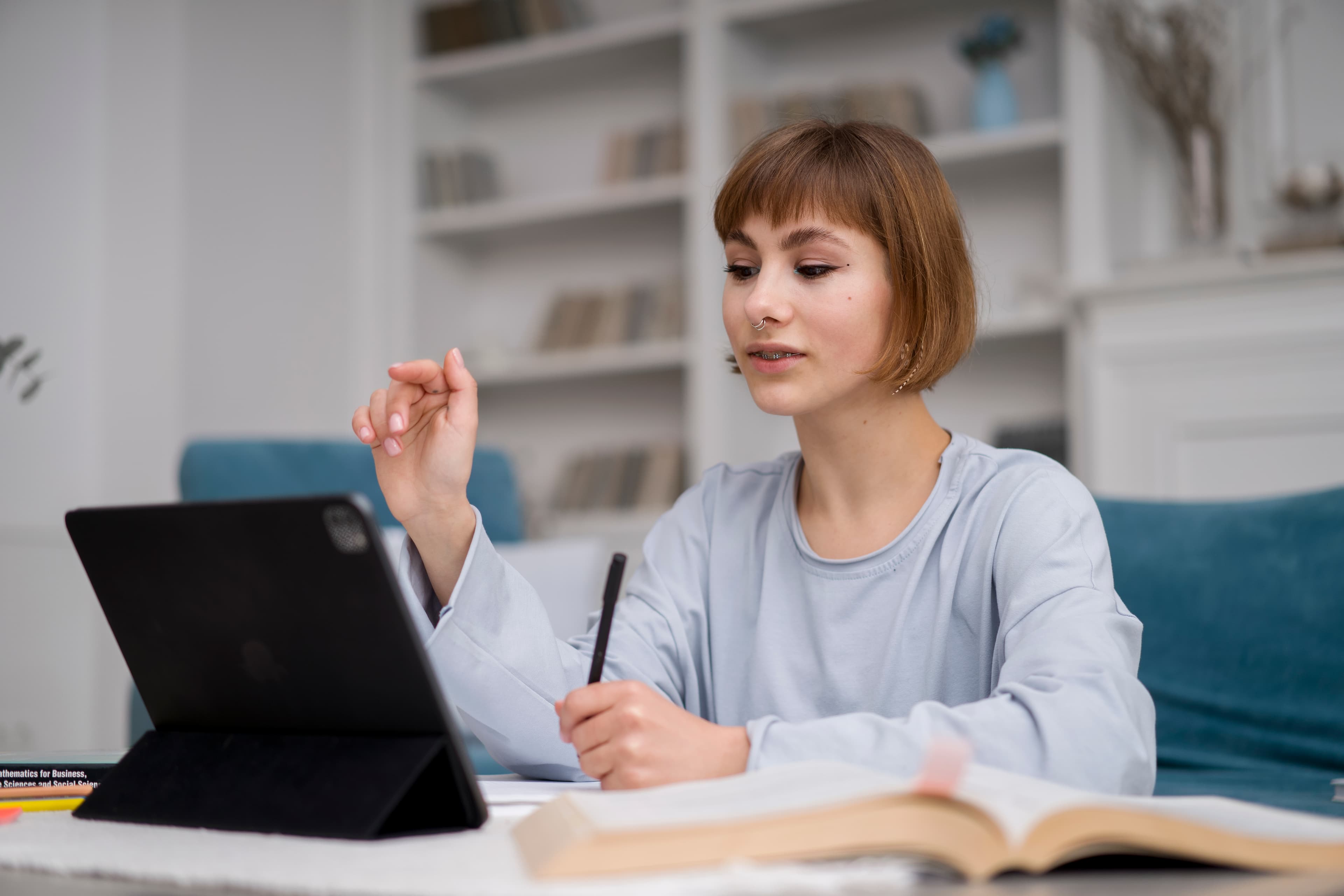 A student studying on the Ipad